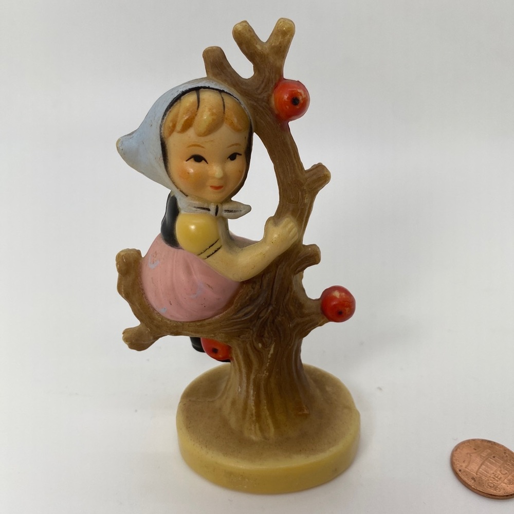 Figurine Girl In Apple‎ Tree 1950’s 4 1/2” #273